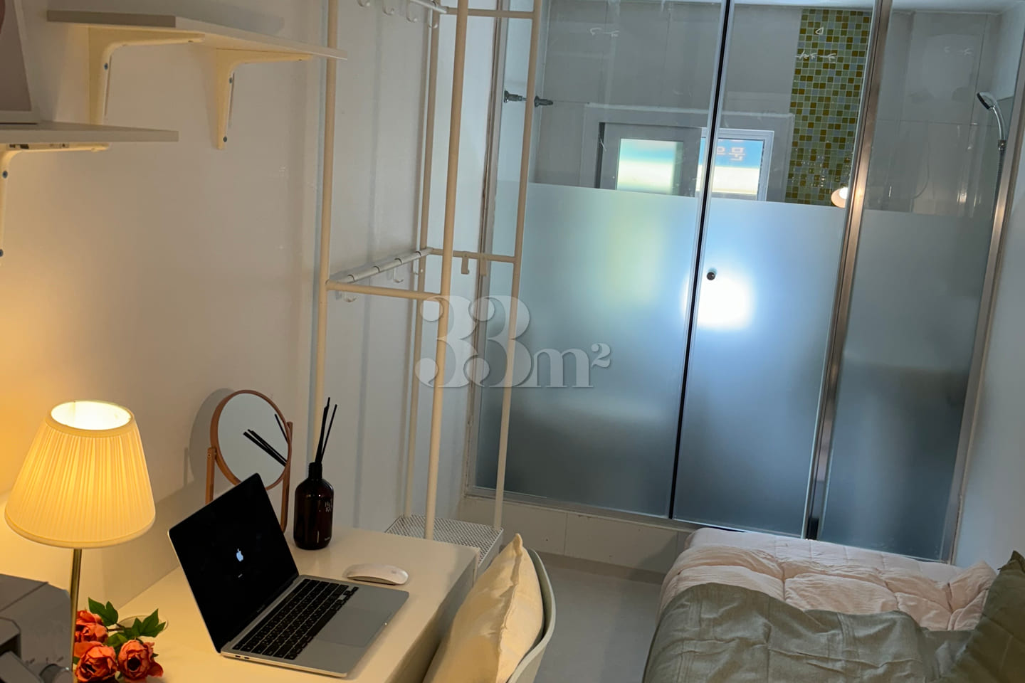 Room 403 3th image