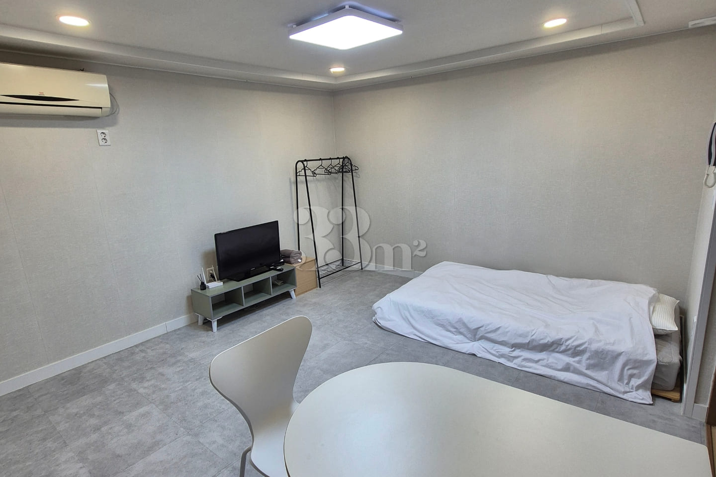 Large room + parking + new construction D35 0th image