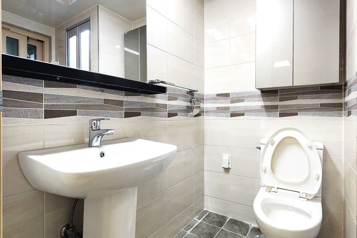 Fully furnished two-bedroom apartment near Mu 13th image
