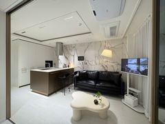 🌟 High-end, newly built 2-bedroom unit in Ga 2th image
