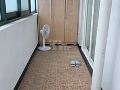Verified-review studio apartment near Hongik 12th image