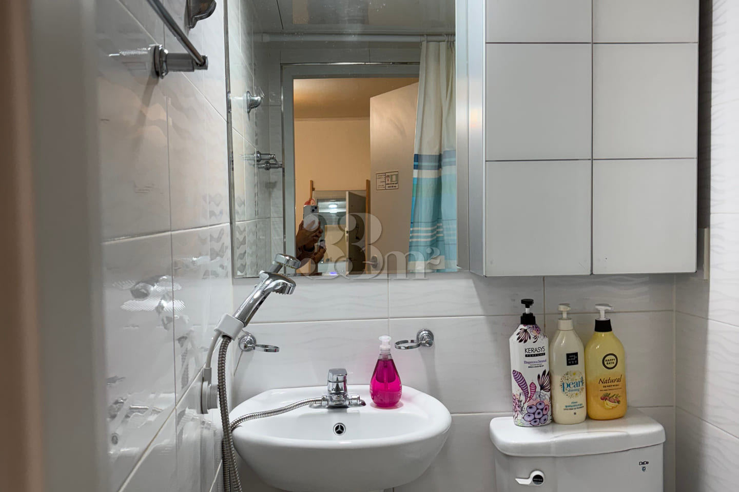 2-minute walk to Sinsa Station, fully furnish 6th image