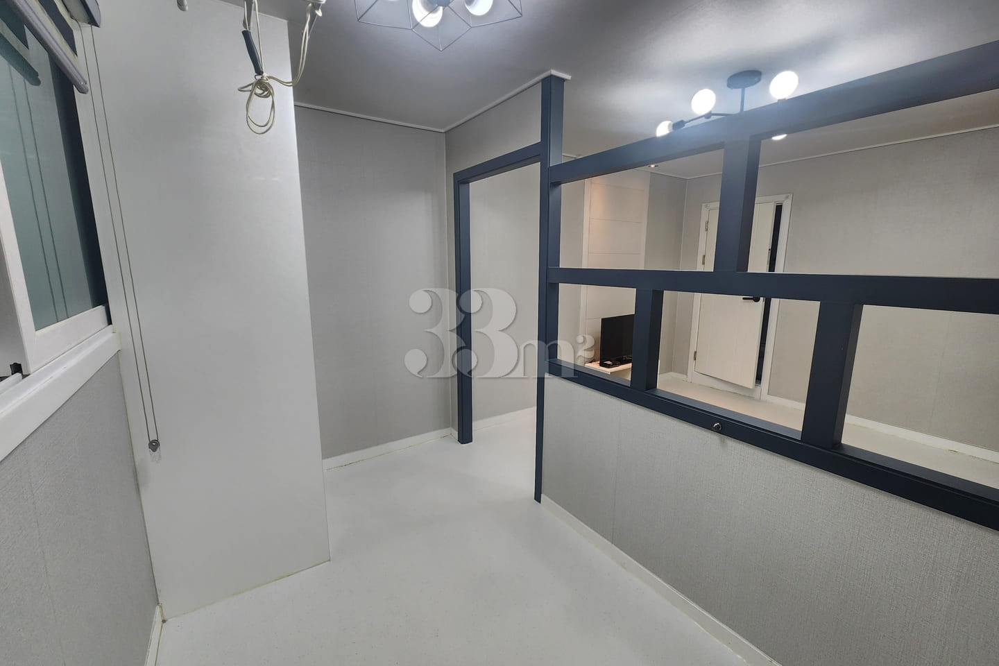 Spacious studio apartment – best value for mo 1th image