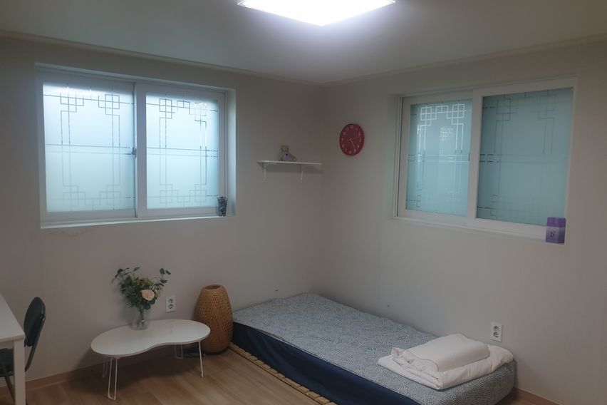 넓고 깨끗한 풀옵션 방 2번째 이미지