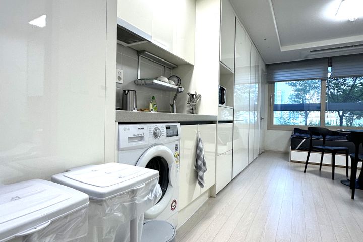 Newly built officetel near Gangneung Station 7th image