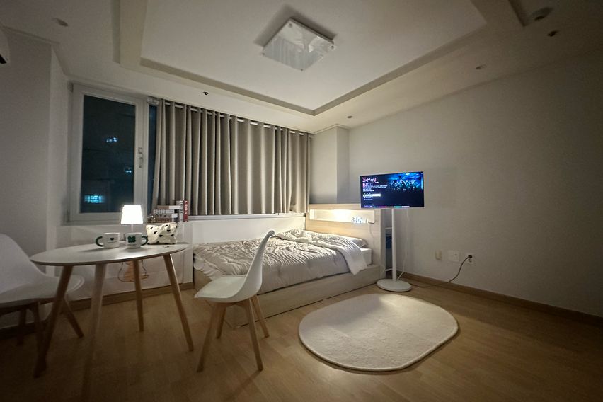 4-minute walk from Seomyeon Station ☀️ Warm H 0th image