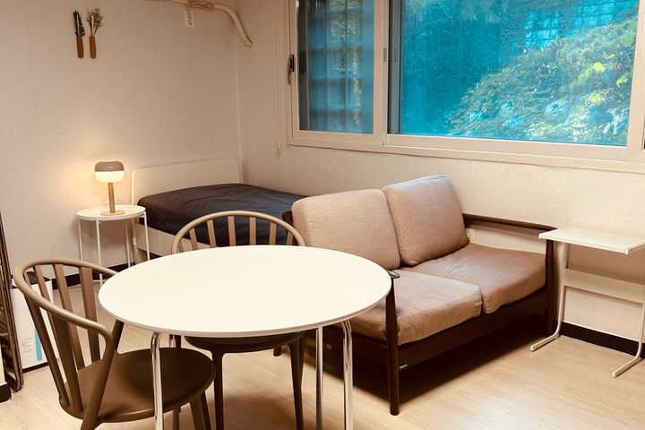 Quiet Studio in Jukjeon-dong B 8th image