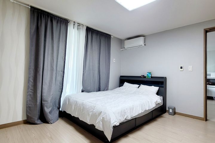 Naun-dong downtown area, 3 bedrooms 0th image