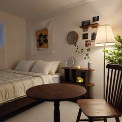 🤎 Just a 3-minute walk from Sinsa Station 🚊 Unit Image