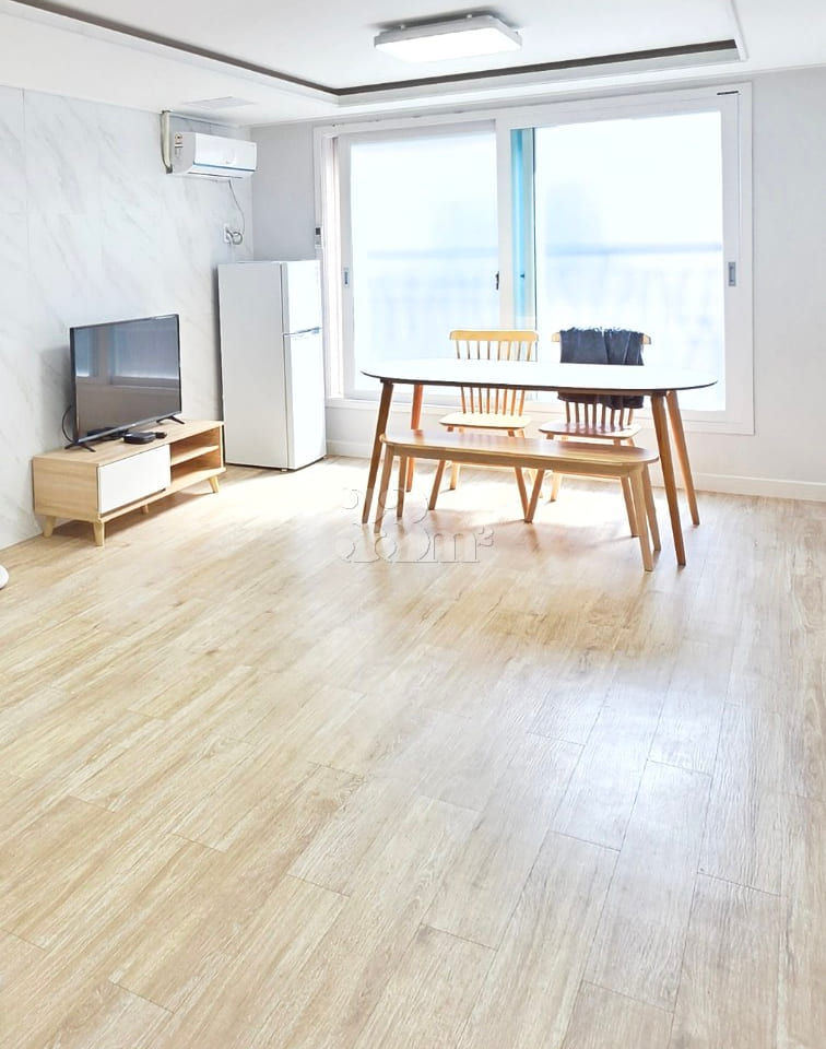 Yeosu Newly Built 3-Room Unit 302 1th image