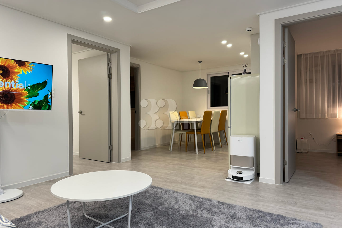 Three-room apartment in the immediate vicinit 5th image