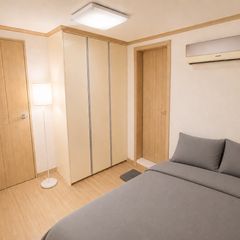 5 mins from Seoul Station / Sleeps 2 / Fully  Unit Image