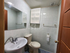 Room 405 1th image