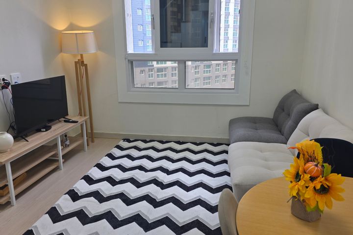 Bright and nice room in a new building in Don 5th image