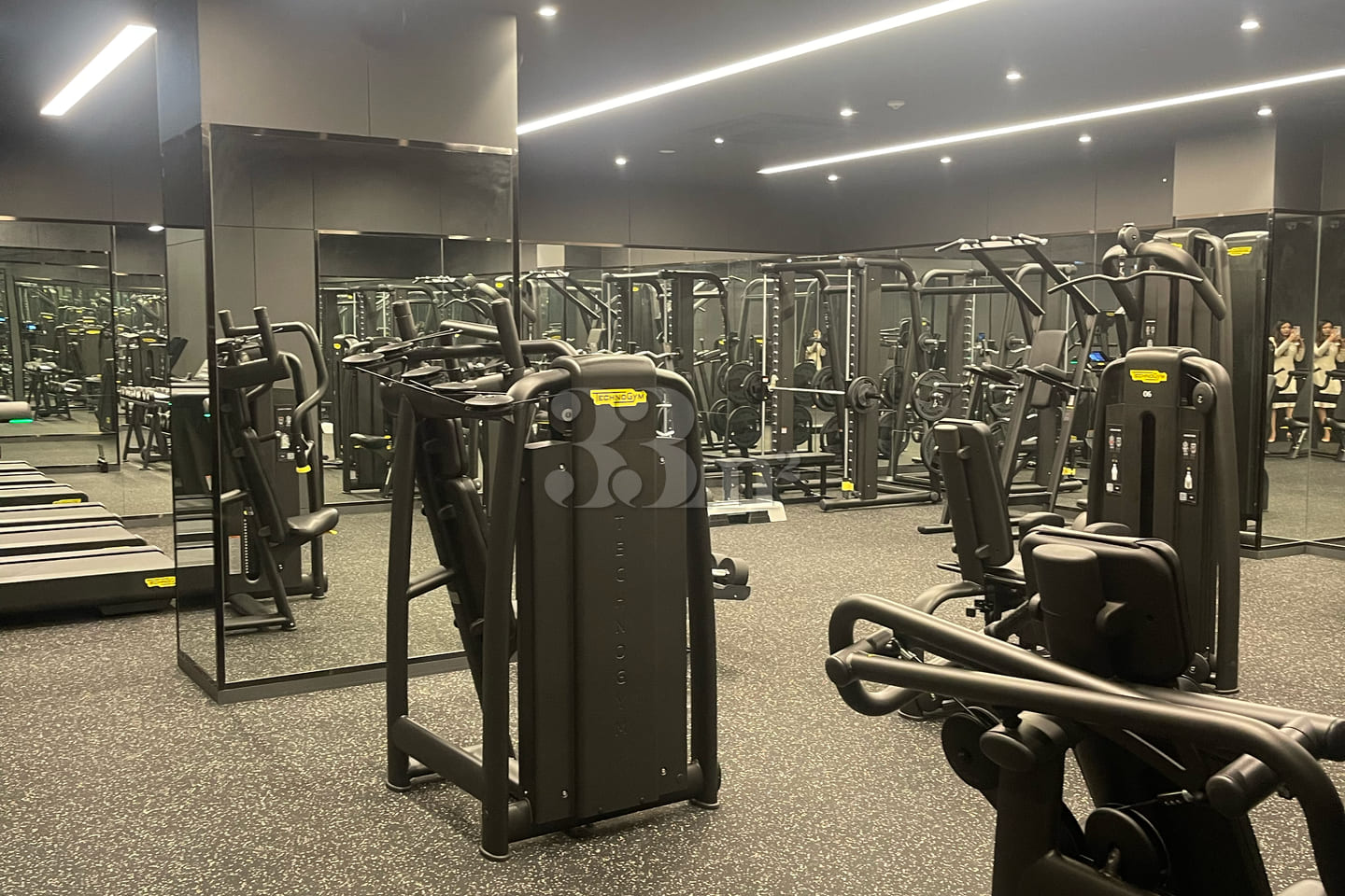 Newly built suite near Cheongdam Intersection 18th image