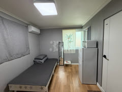 Studio with separate room, bathroom type 0th image