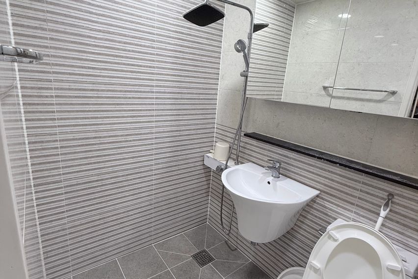 투룸-지하철 1분-풀옵