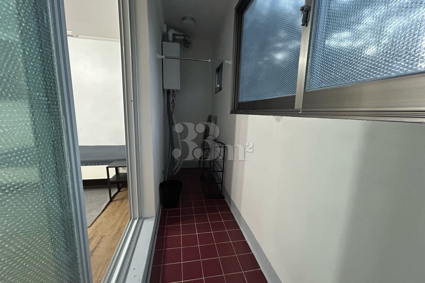 Studio apartment in front of the park 5th image