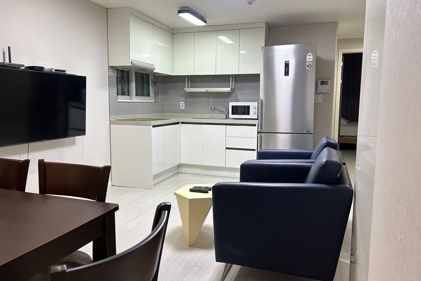 홍대 인근 투룸 신축