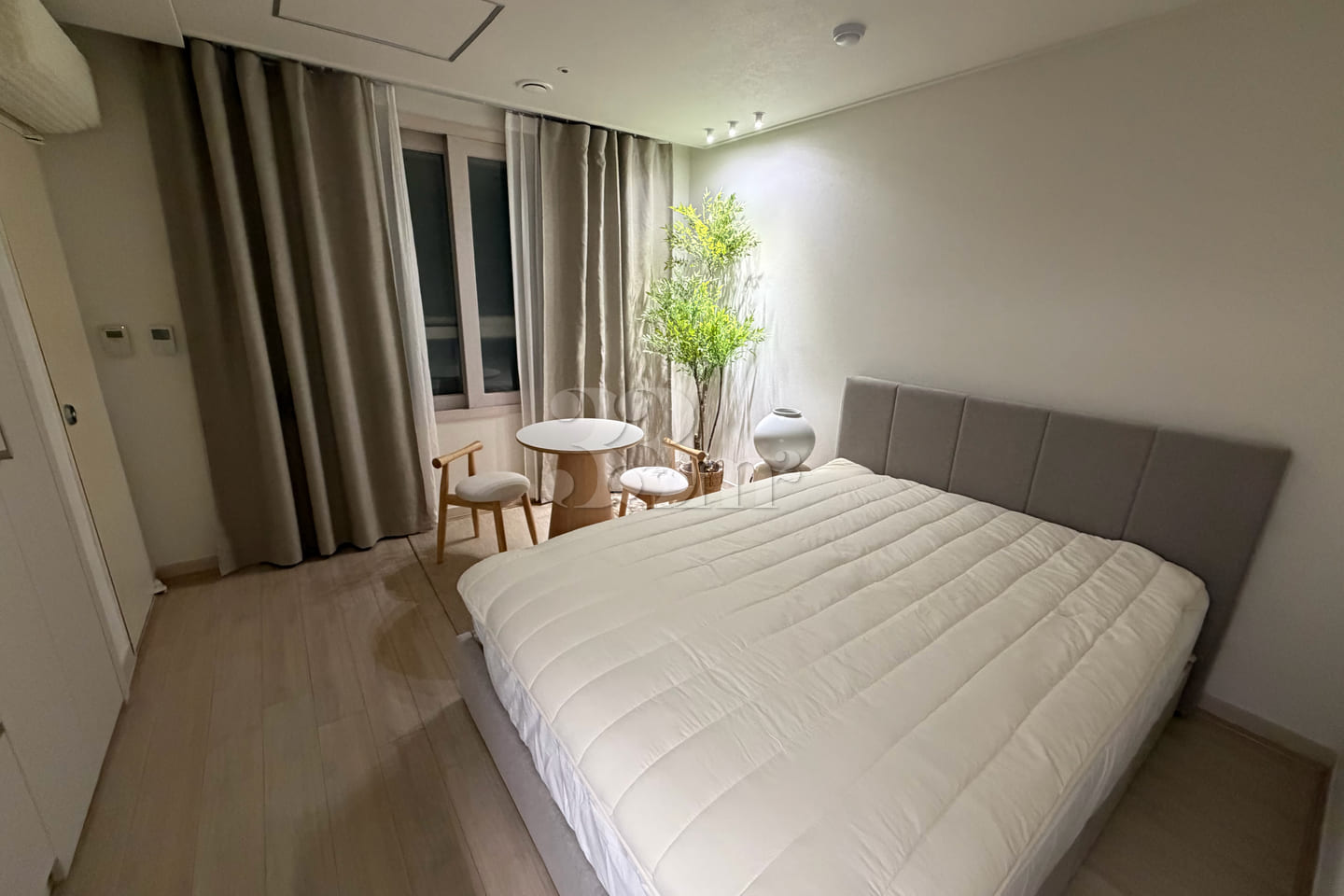 Fully furnished studio apartment 🥰 Yeouido 0th image