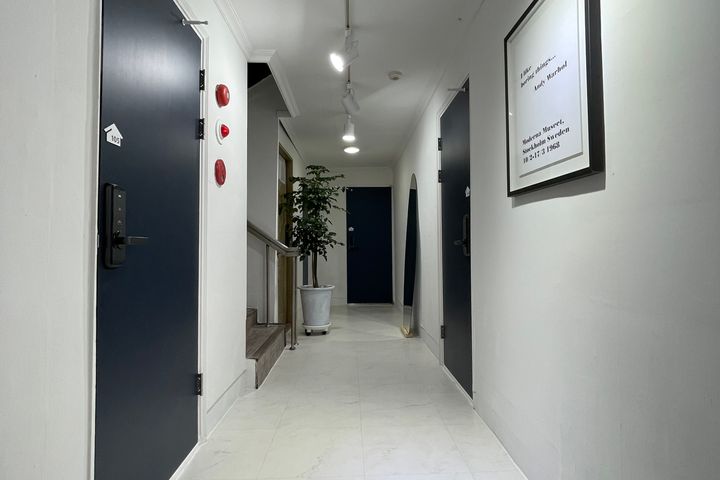 Room 301 / Separate Room / 2 Beds 13th image