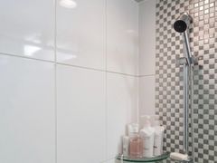 Two Bedrooms 16번째 이미지