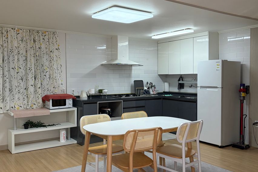 Fully furnished detached house in Eupnaedong 0th image