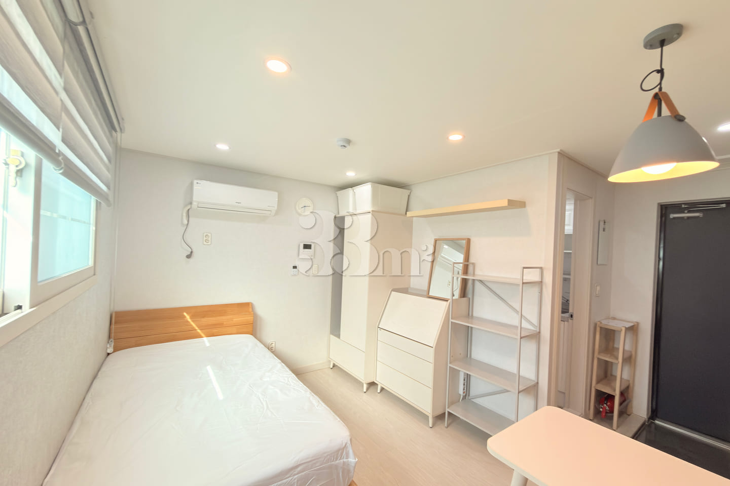 🌈 Cozy, fully furnished, and filled with nat 4th image