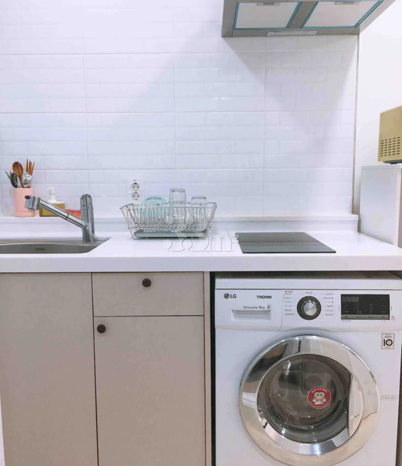 Fully furnished 8-pyeong studio apartment 1th image