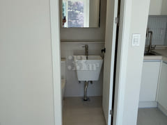 A room with a view. 3th image