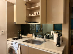 Fully furnished studio, 1 minute from Gunja S 6th image