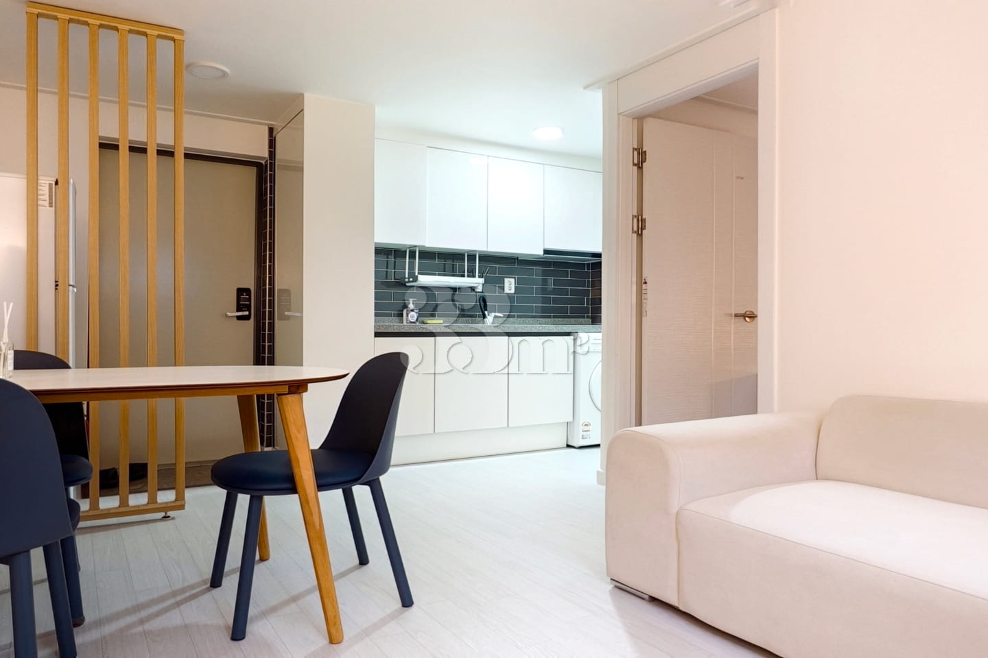 Sillim Station, large living room, F22 0th image
