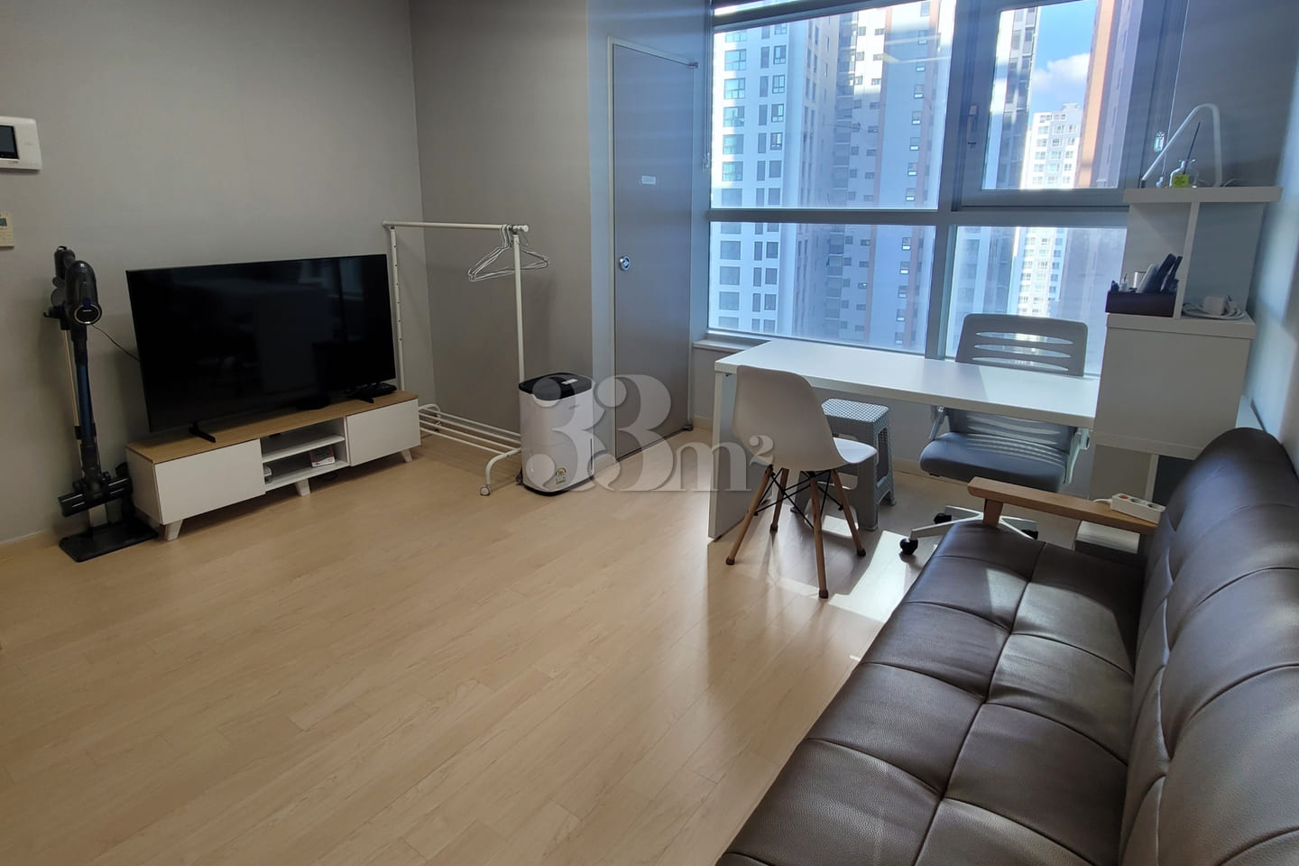 My own comfortable space. 0th image