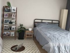 Tommy's room 7th image