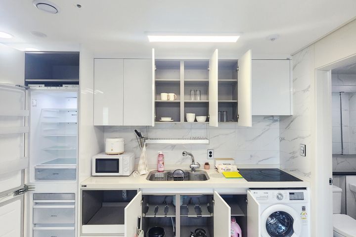 ☘️ Two-bedroom apartment near Yeongdeungpo-gu 4th image