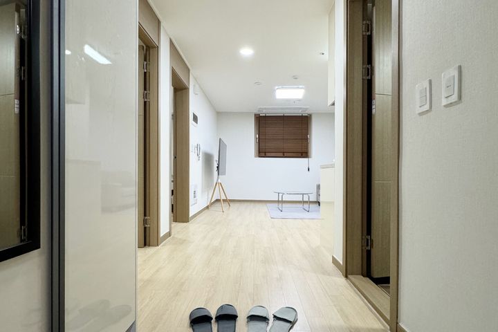 Pyeongtaek two-bedroom apartment with full op 11th image