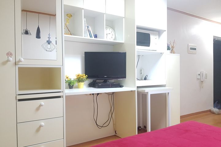 Room 201 2th image