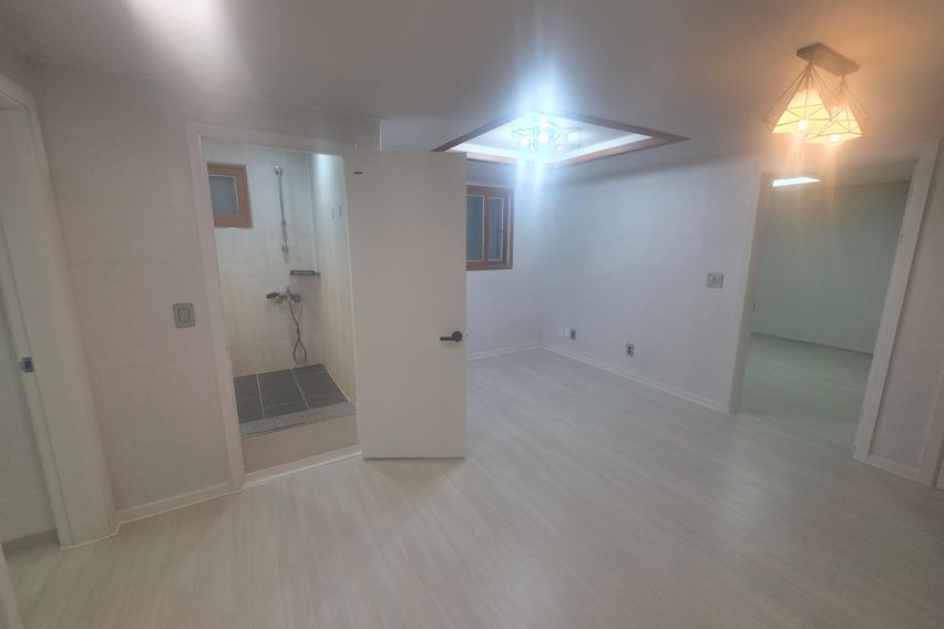 중곡동 넓고 깨끗한2룸 0번째 이미지