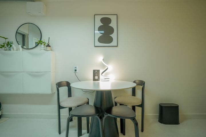 Nonhyeon-Gangnam-Sinsa / 3 Bedrooms 0th image