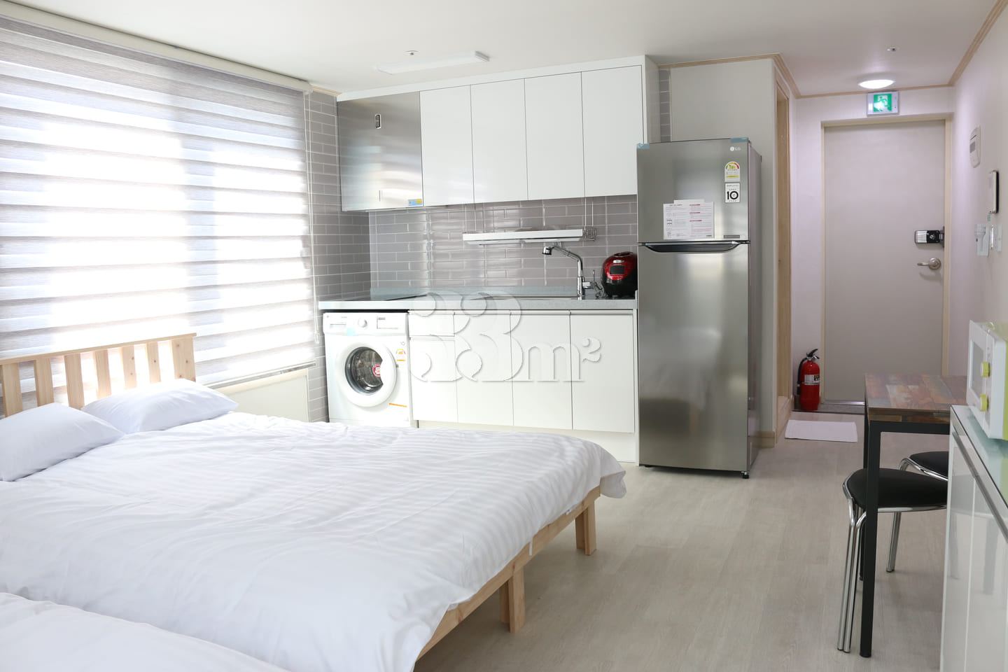 4-person room E, 5-minute walk from the subwa 0th image