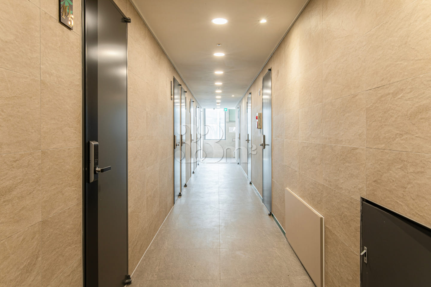 New Luxury Fully Furnished Unit 402 15th image