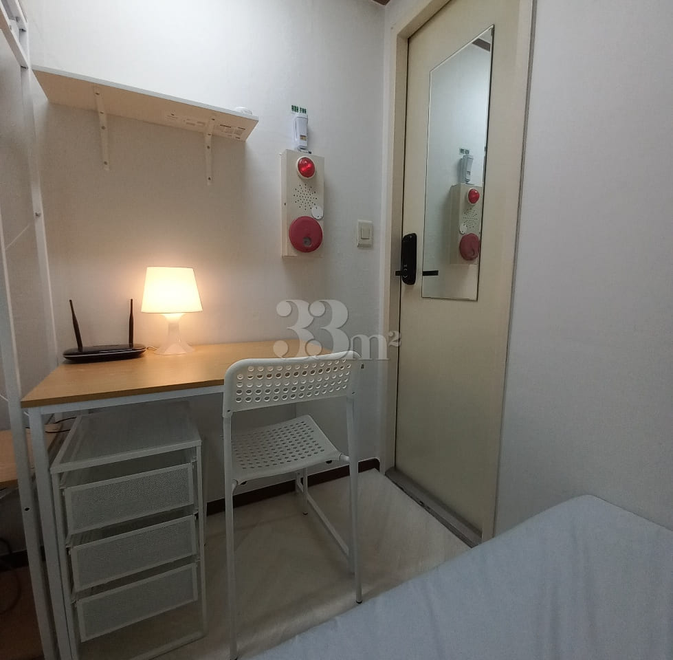 Room with a clean window near Sadang Station 2th image