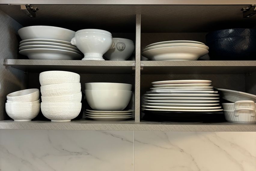 Apgujeong Hyundai Apartment 7th image