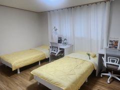 충북대복대동3룸침대5개 6번째 이미지