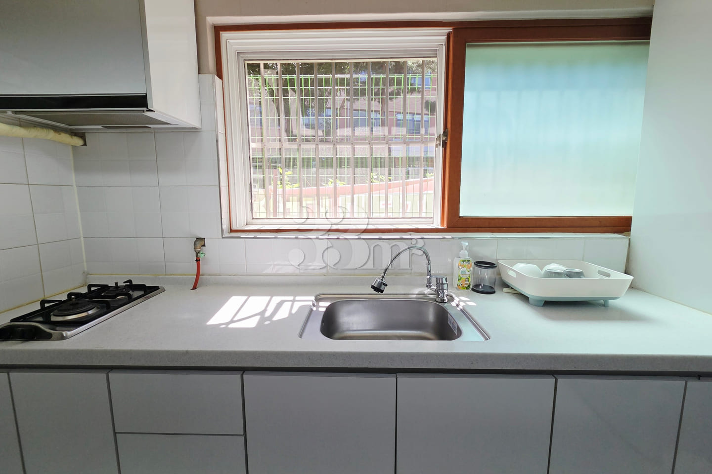 Studio with 2 beds 🏡 Unit 103 2th image