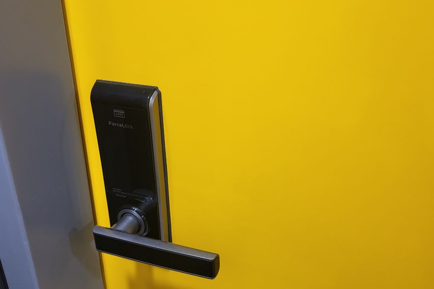 신촌3분홍대10분303