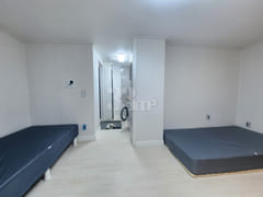 The Hygge PC Room 101 Two-Bed 1th image