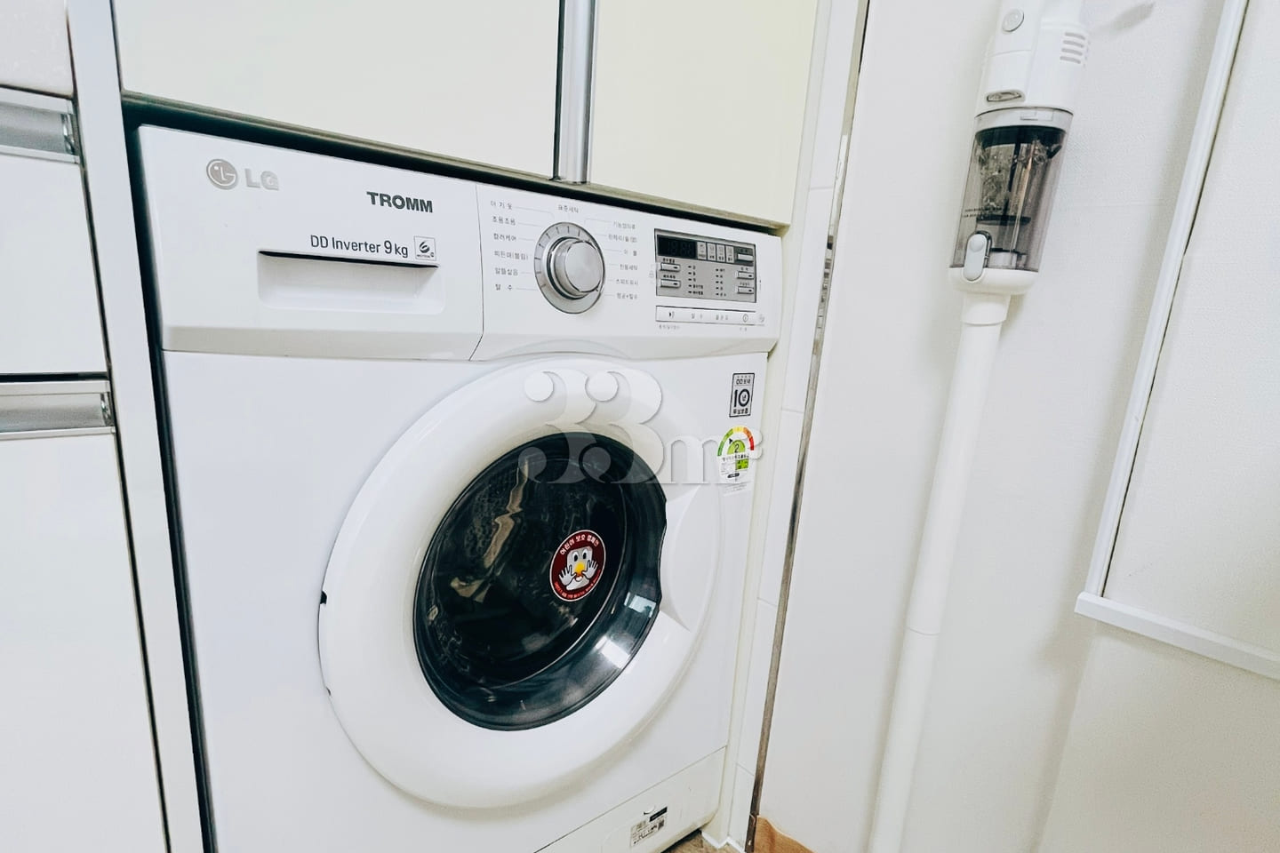 2-minute walk from Sinchon Station (Line 2) 7th image