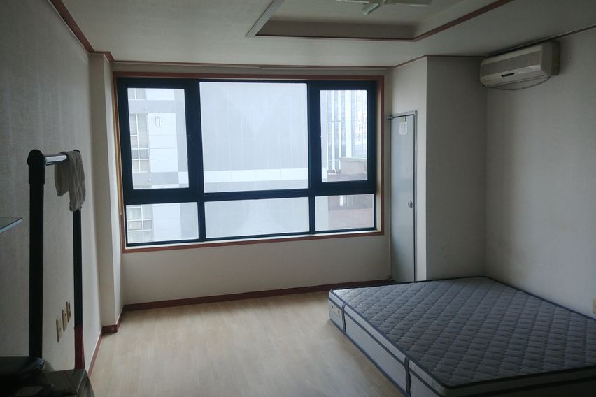 구의역까지 80미터.