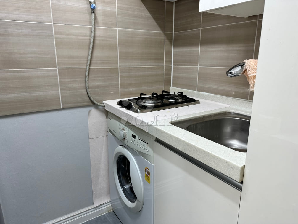 Single Room 206 1th image